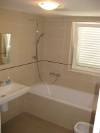 Apartment 506-M new bathroom bathtub detail rent in dubrovnik